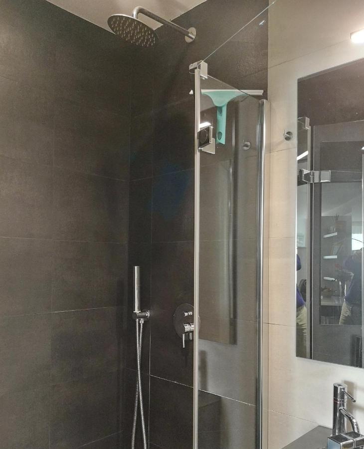 Le Cinquante Quatre Apartment Perroy Ngoại thất bức ảnh